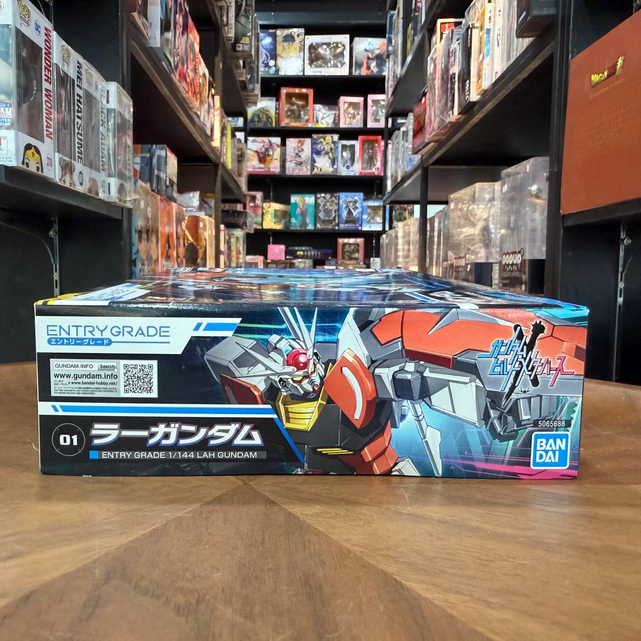 BANDAI ENTRY GRADE 1/144 LAH GUNDAM