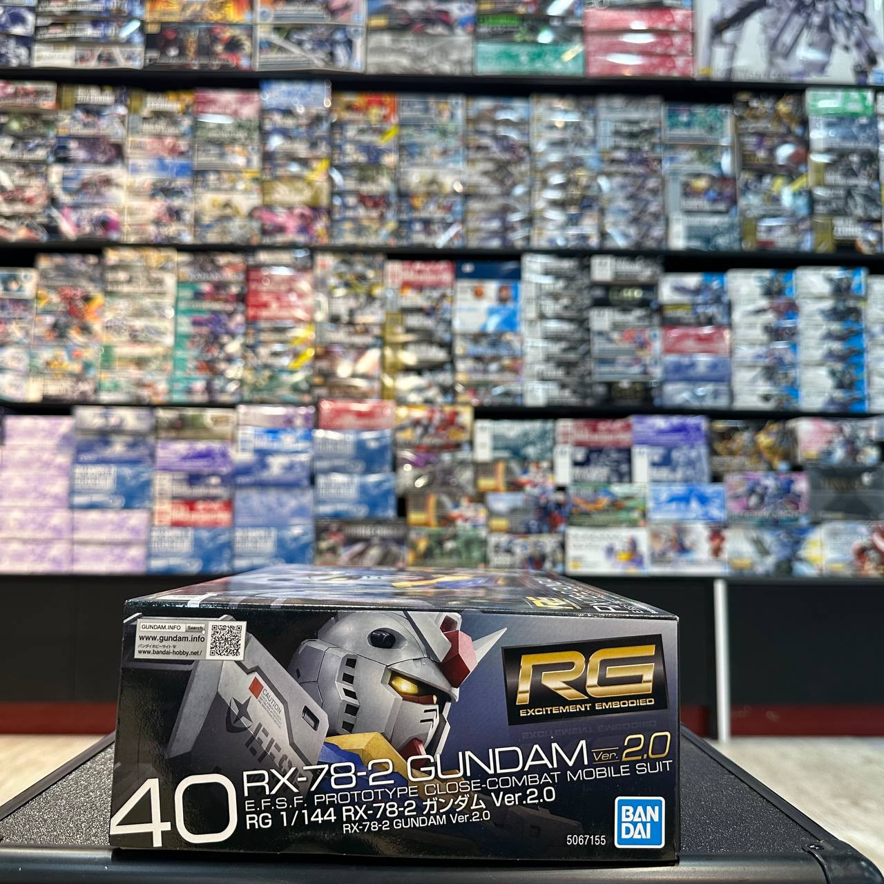 [RG] Gundam Rx-78-2 E.F.S.F Prototype Close-Combat Mobile Suit (Ver. 2.0)